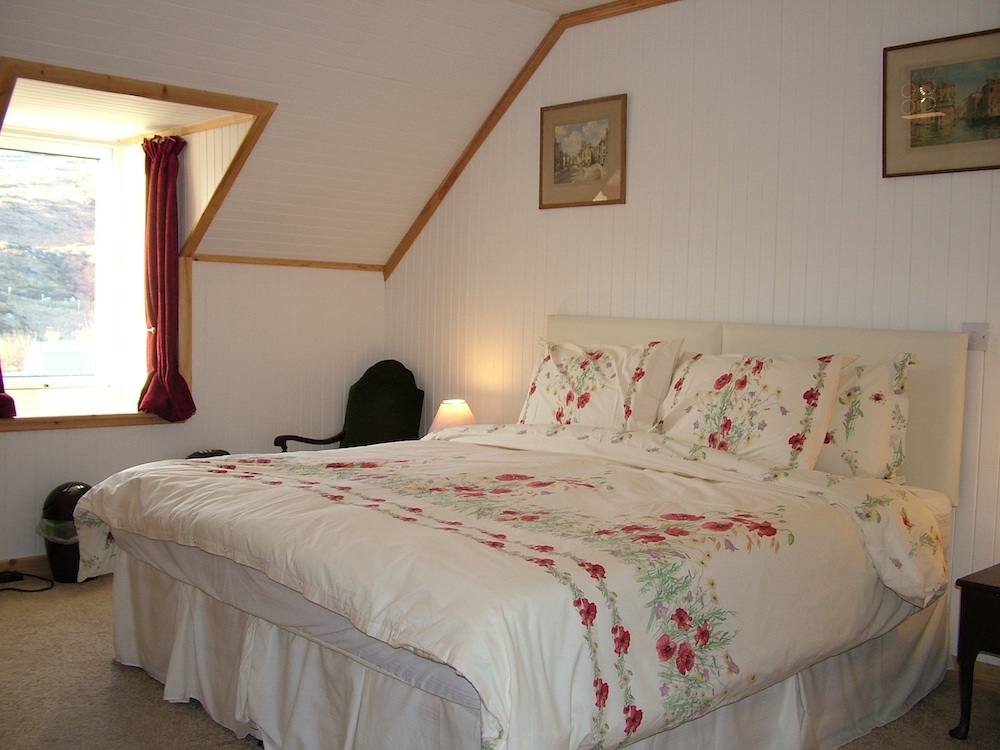 Seal View B&B guestroom